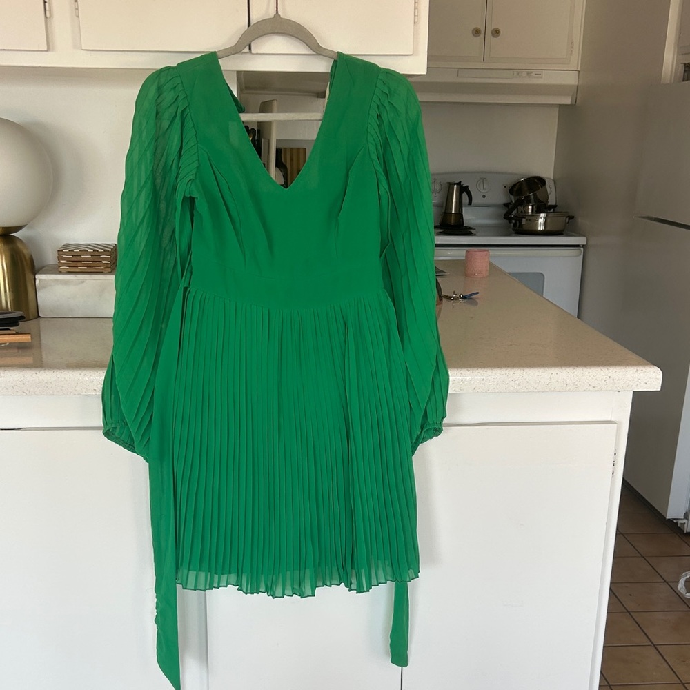 Jessica Simpson Vibrant Green Pleated Blouse